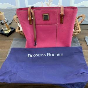 Dooney & Bourke pebble leather Lexington  shopper